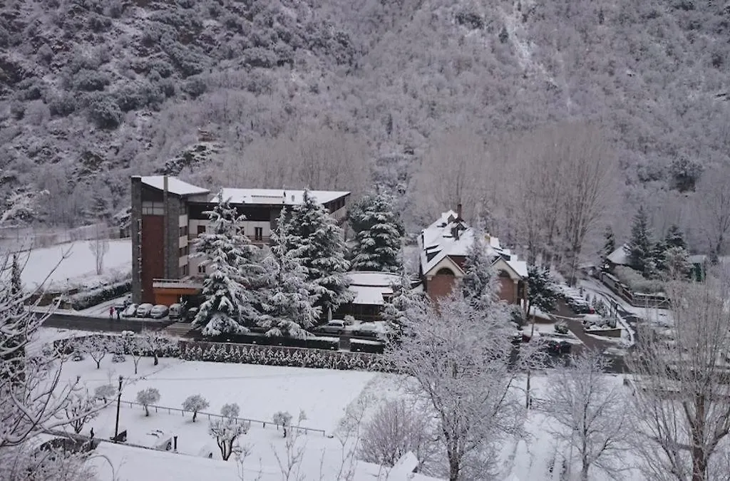 ***  Hotel Snoe Condes Del Pallars Rialp İspanya